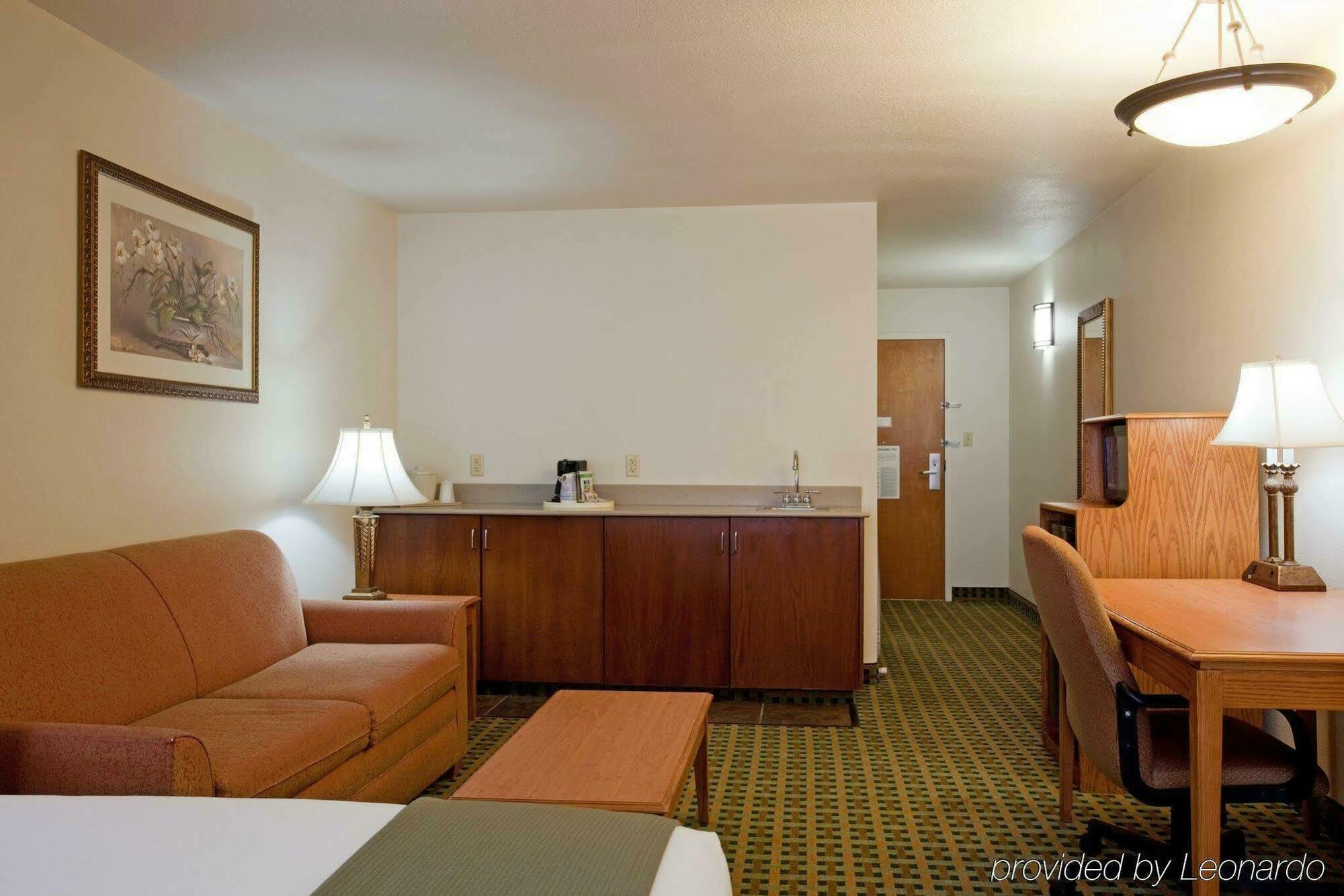 Holiday Inn Express Kingman By Ihg Екстериор снимка